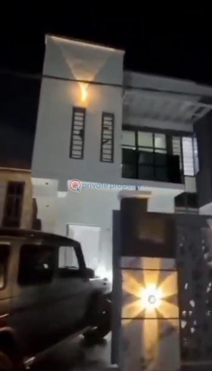Detached Duplex For Sale Mende Maryland Lagos. Maryland Ikeja Lagos