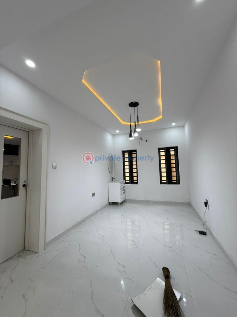 4 bedroom duplex (gated and fully secured estate) - 14 4 bedroom Duplex For Sale Star Gate Oluyole Estate Ibadan Oyo - 14