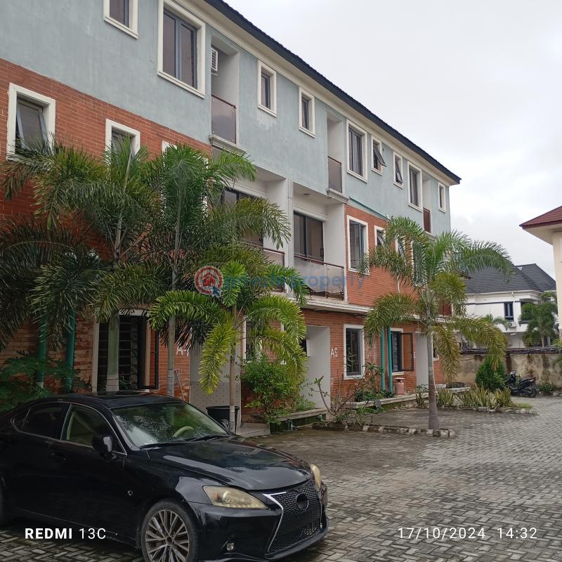 4 bedroom Terraced Duplex For Rent Osapa London Lekki Lagos - 0