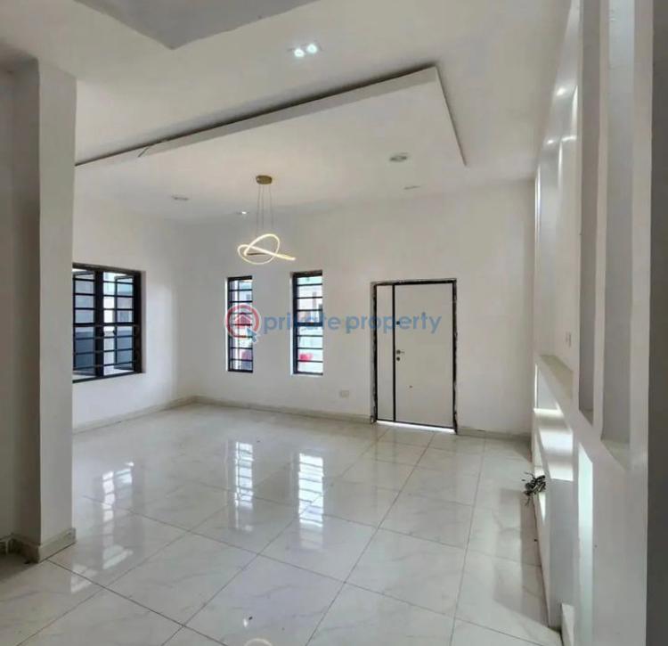 4 bedroom duplex in a secured estate with great ambiance - 3 4 bedroom Terrace For Sale Ologolo Lekki Lagos - 3