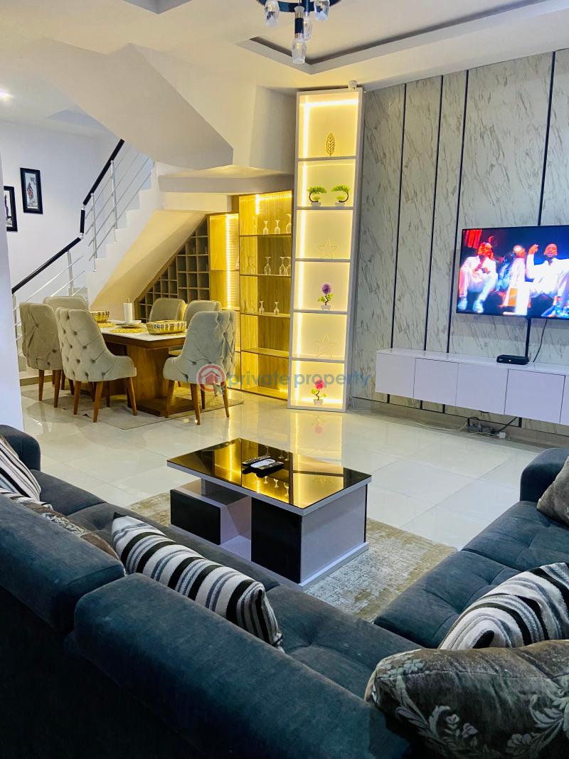 4 bedroom Duplex Short let Lekki Phase 2 Lagos - 1