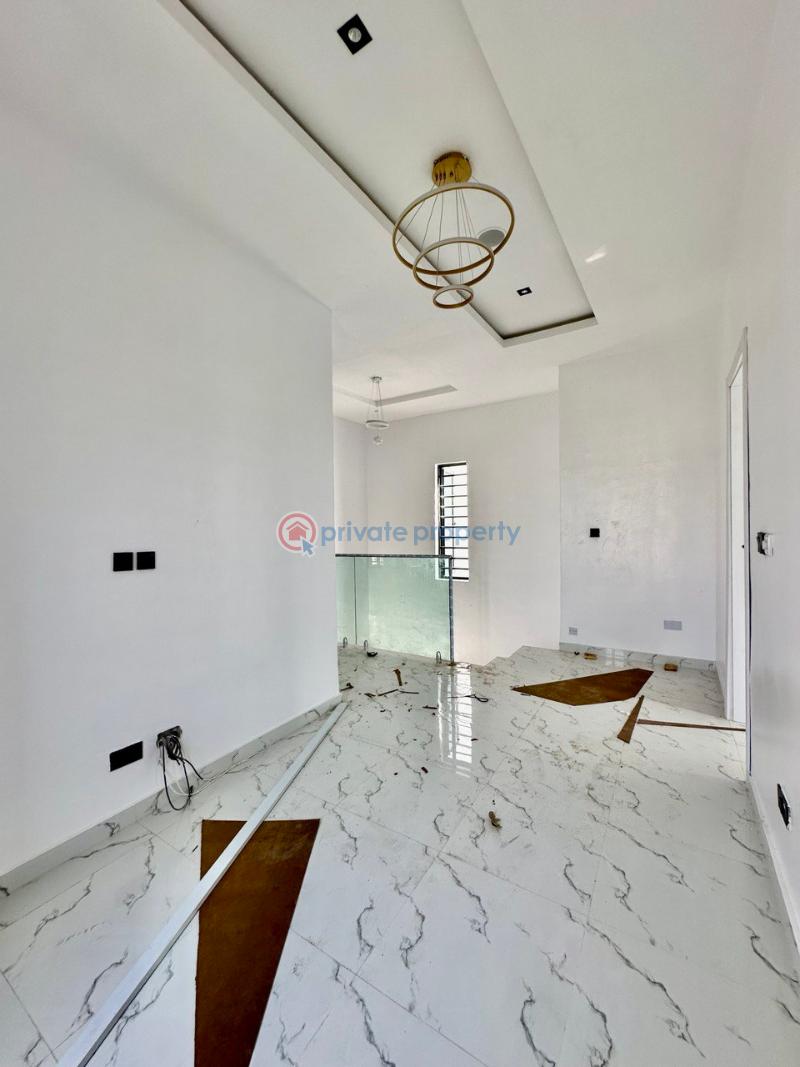 4 bedroom Detached Duplex For Sale Thomas Estate Lekki Phase 2 Lagos - 8