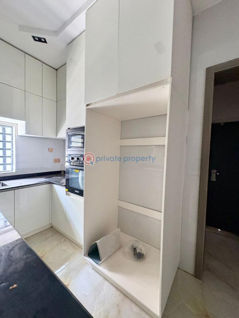 House For Sale Carlton Gate Estate, Kolapo Ishola Gra, Akobo Ibadan Oyo - 3