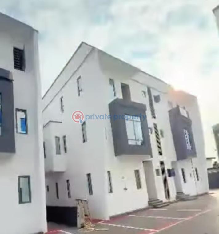 4 bedroom Semi detached Duplex For Sale In A Serene Environment Opebi Ikeja Lagos - 9