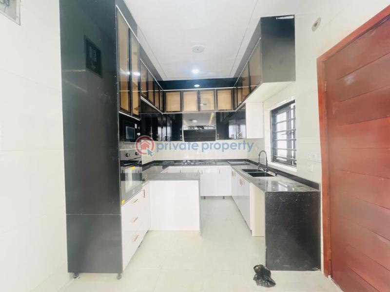 4 bedroom Semi detached Duplex For Sale Ikota Gra Ikota Lekki Lagos - 7