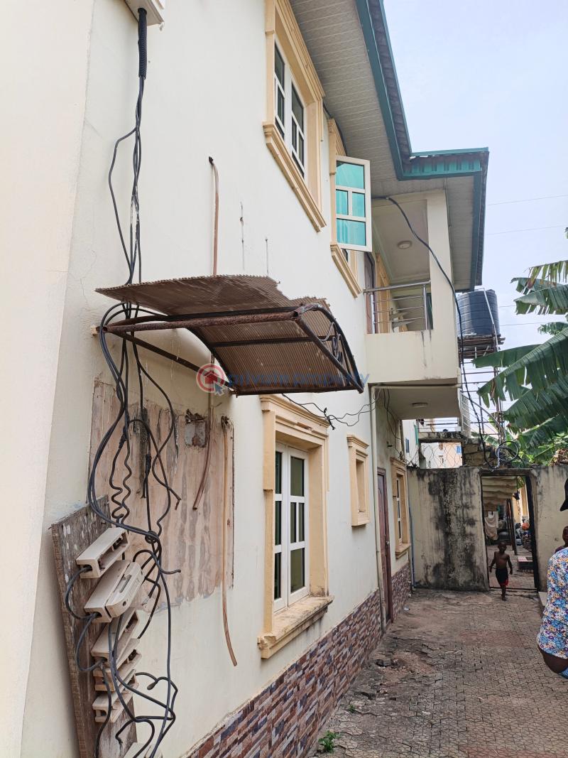 4 bedroom Detached Duplex For Sale Inside An Estate Off Shagamu Road Ikorodu Ikorodu Lagos - 3