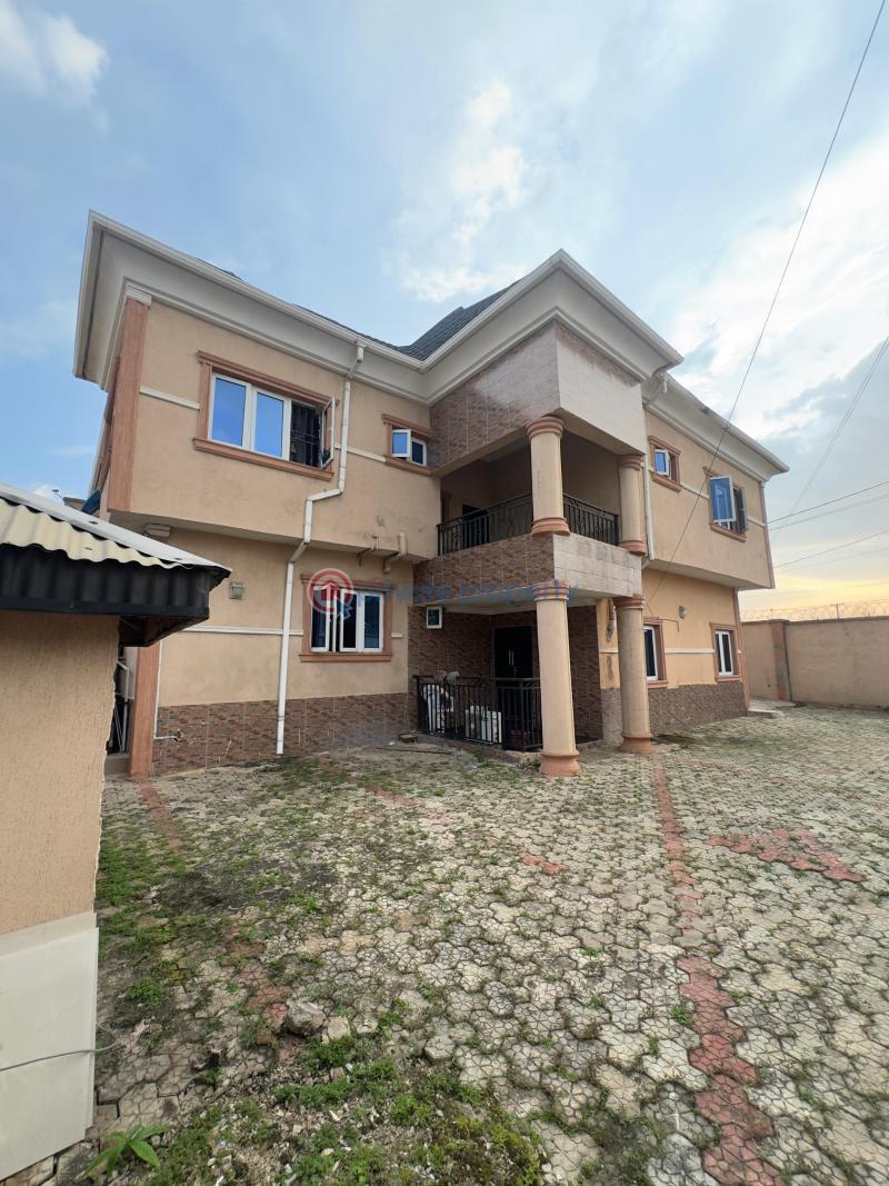 4 bedroom Semi detached Duplex For Sale Aare Avenue, Oluyole Estate, Ibadan Oluyole Estate Ibadan Oyo - 7