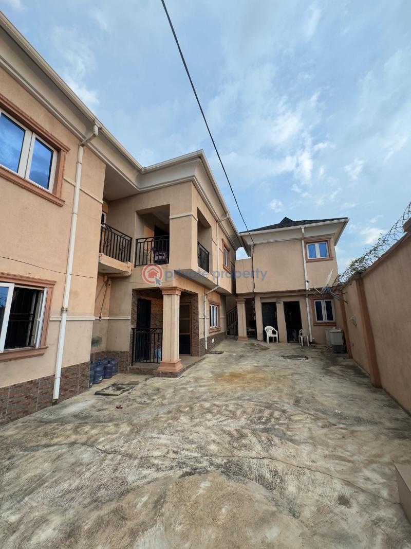 4 bedroom Semi detached Duplex For Sale Aare Avenue, Oluyole Estate, Ibadan Oluyole Estate Ibadan Oyo - 3