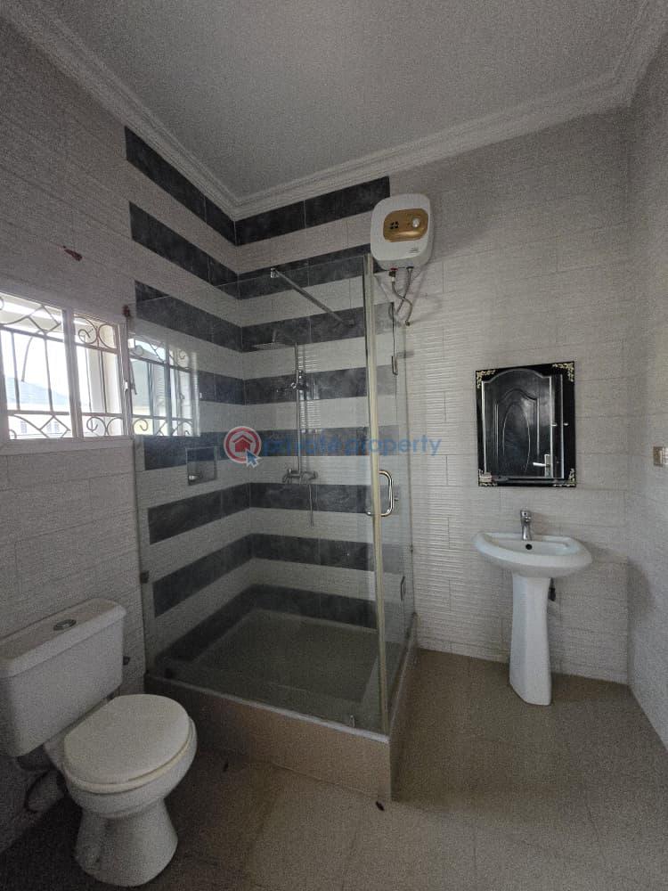 House For Sale Kolapo Ishola Gra, Ibadan Ibadan Oyo - 6