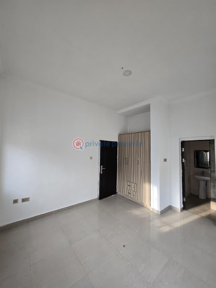 House For Sale Kolapo Ishola Gra, Ibadan Ibadan Oyo - 4