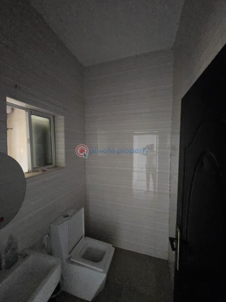 House For Sale Kolapo Ishola Gra, Ibadan Ibadan Oyo - 12