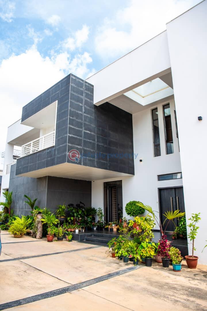 10 bedroom Detached Duplex For Sale Aliyu Modibbo Guzape Abuja Phase 1  - 11