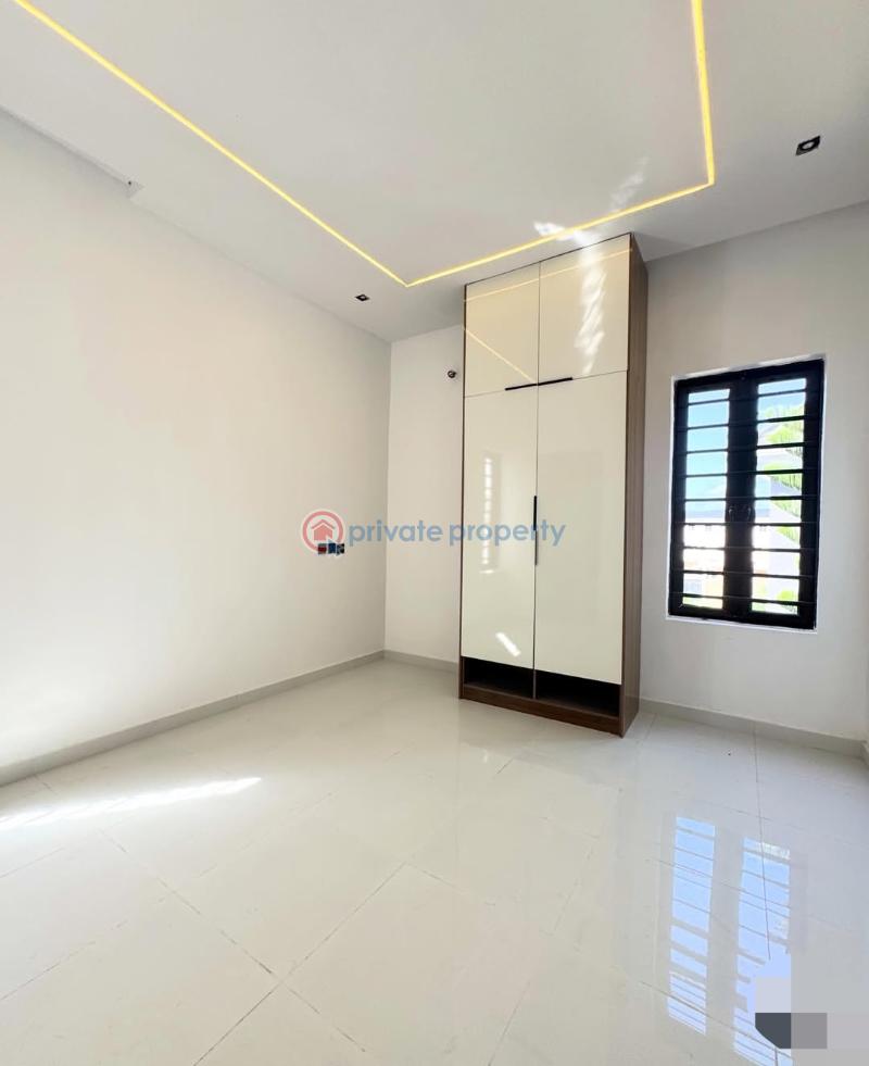 4 bedroom Detached Duplex For Sale Lekki Scheme 2 Ajah Lagos - 4