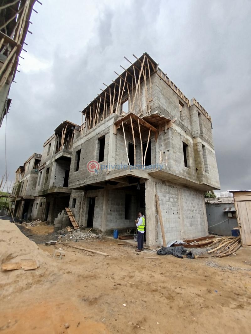 4 bedroom Semi detached Duplex For Sale Mende Maryland Lagos - 2