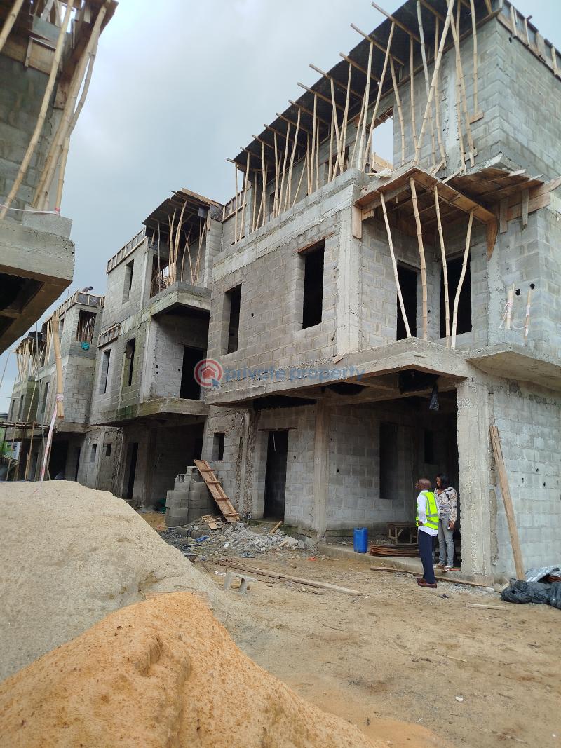 4 bedroom Semi detached Duplex For Sale Mende Maryland Lagos - 6