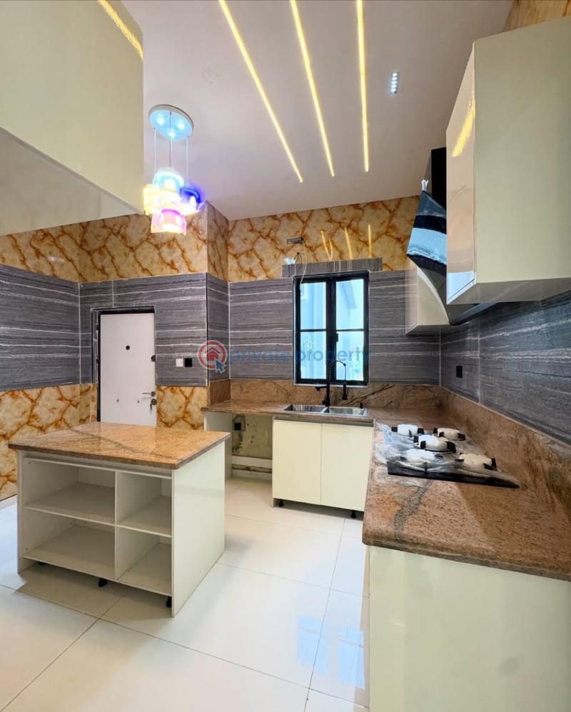 4 bedroom Semi detached Duplex For Sale Osapa Lekki Lagos - 10