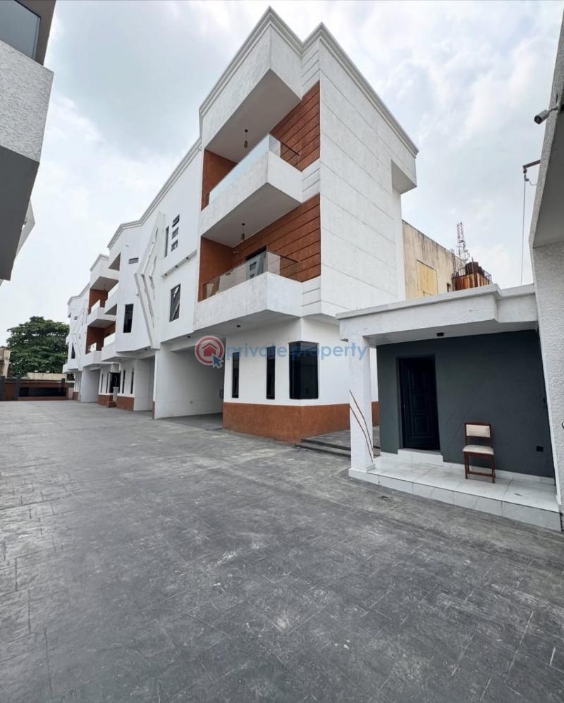 4 bedroom Semi detached Duplex For Sale Osapa Lekki Lagos - 0