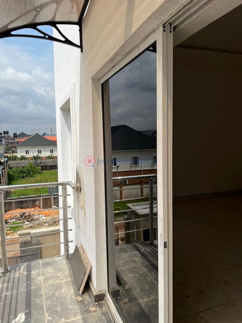4 bedroom Detached Duplex For Sale Phase 2 Ogudu GRA Ojota Lagos - 10