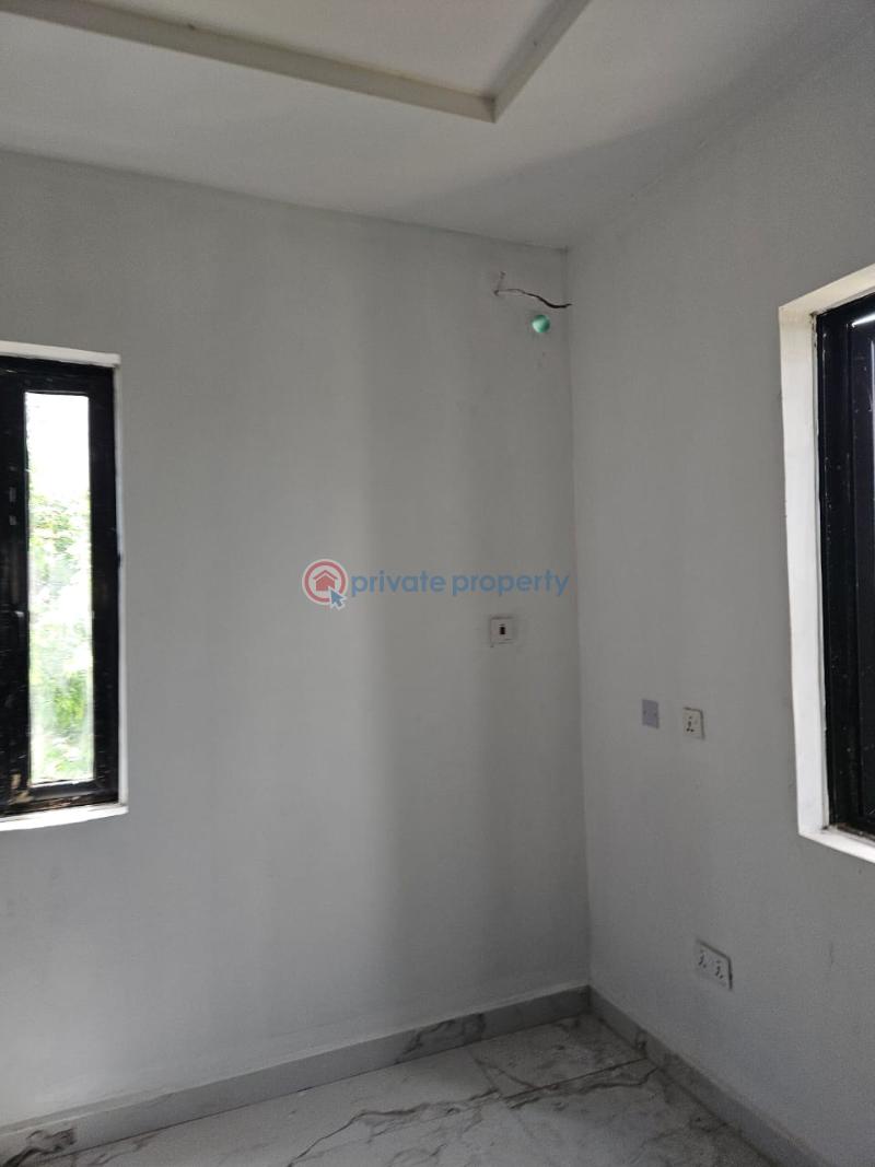 4 bedroom Duplex For Sale Cmd Road Kosofe/Ikosi Lagos - 10