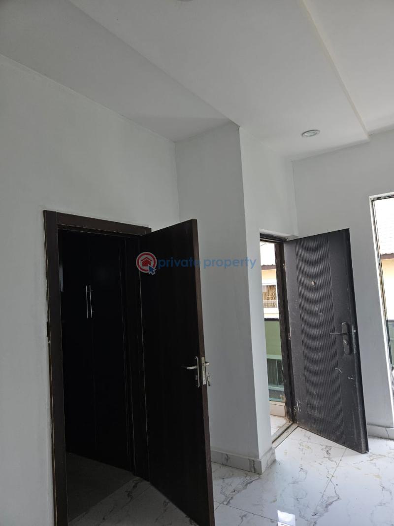 4 bedroom Duplex For Sale Cmd Road Kosofe/Ikosi Lagos - 5