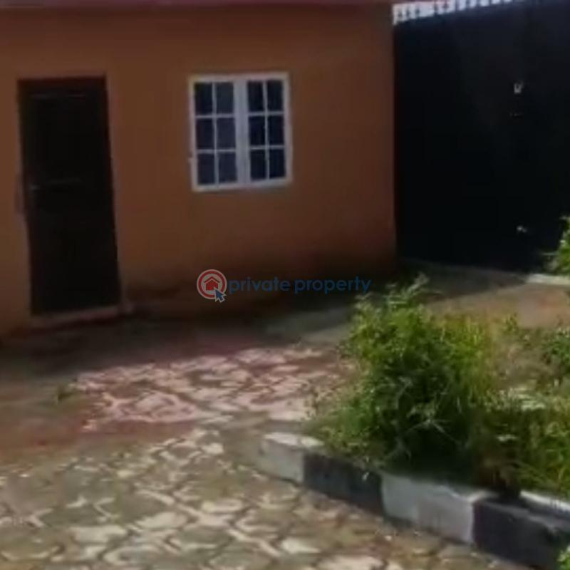 4 bedroom House For Sale Fagba Bus Stop Ifako-ogba Lagos