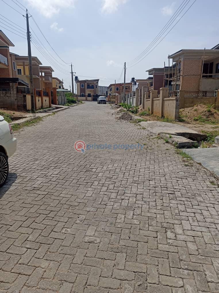 4 bedroom Duplex For Sale S & T Army Gated Estate Jericho Gra Ibadan Oyo - 2