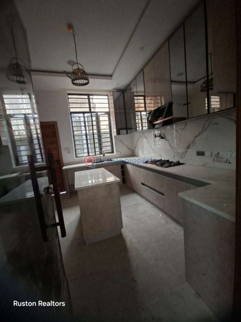 5 bedroom Semi detached Duplex For Sale Omole Phase1 Ikeja Lagos - 5