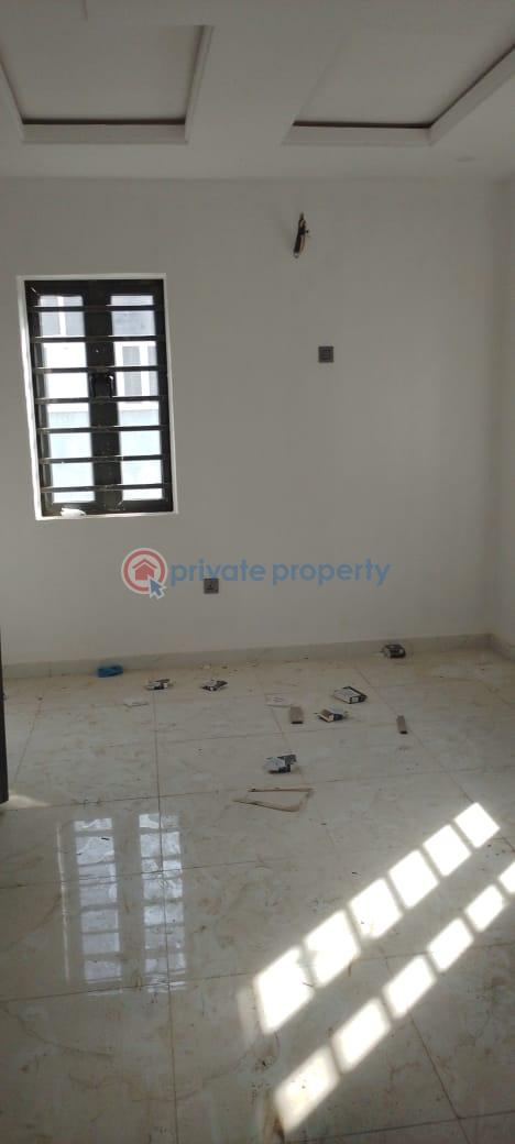 4 bedroom Duplex For Sale Aerodrome Estate Samonda Samonda Ibadan Oyo - 3