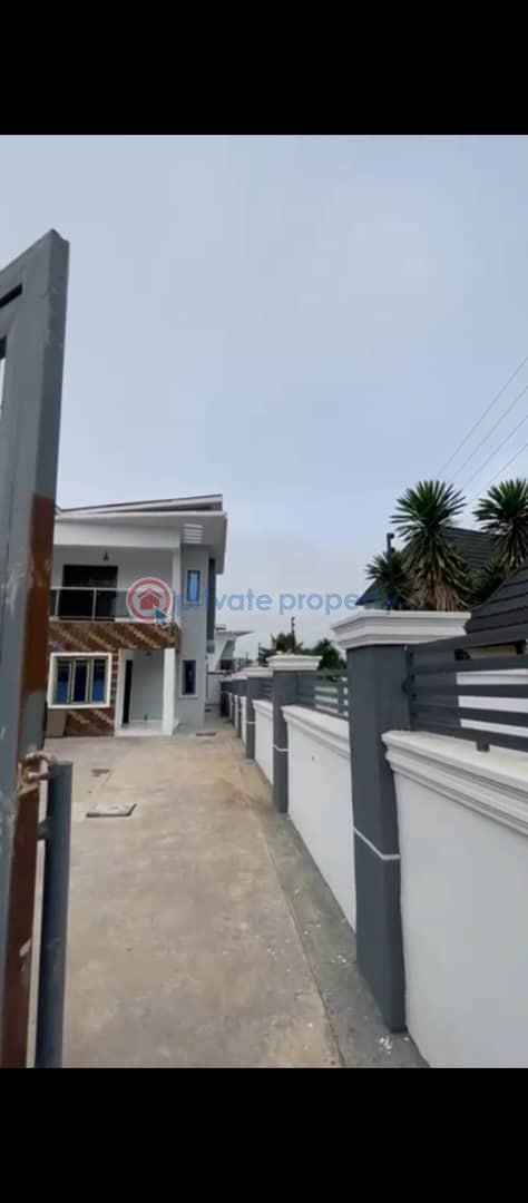 4 bedroom duplex with bq for sale at purple gate oluyole estate ibadan.. - 3 4 bedroom Detached Duplex For Sale Purple Gate, Oluyole Estate Oluyole Estate Ibadan Oyo - 3