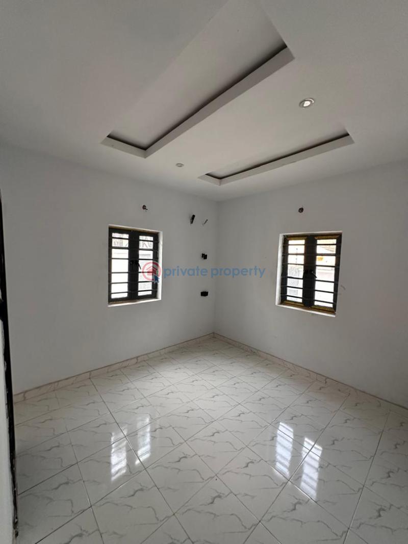 4 bedroom duplex with bq for sale at purple gate oluyole estate ibadan.. - 8 4 bedroom Detached Duplex For Sale Purple Gate, Oluyole Estate Oluyole Estate Ibadan Oyo - 8