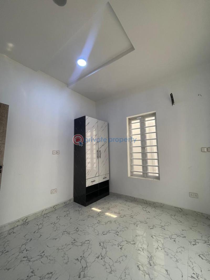 4 bedroom duplex with bq, in a a secured estate - 10 4 bedroom Duplex For Rent Close To The Bus Stop Agungi Lekki Lagos - 10