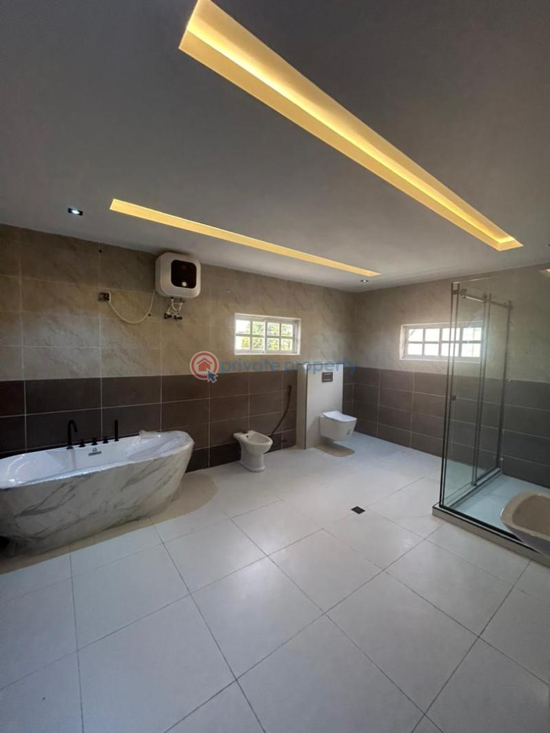 4 bedroom House For Rent Lekki Lagos - 1