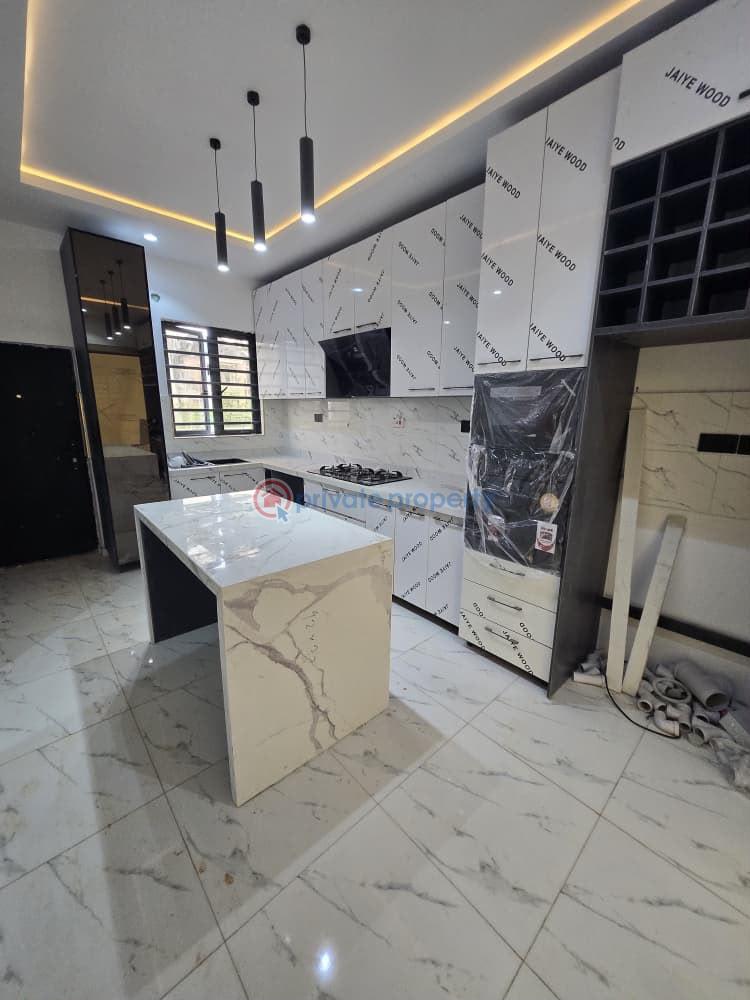 4 bedroom Detached Duplex For Sale Mowe Town Lagos Extension Ogun - 2