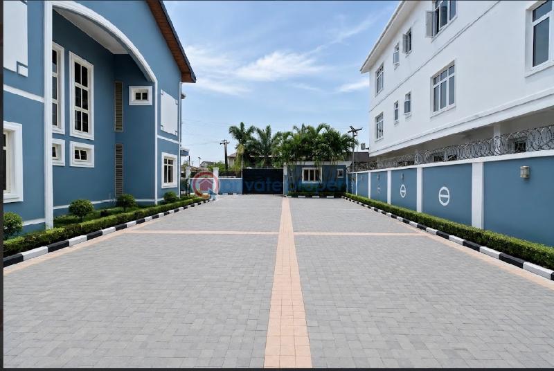 4 bedroom Detached Duplex For Sale Oniru Victoria Island Lagos - 1