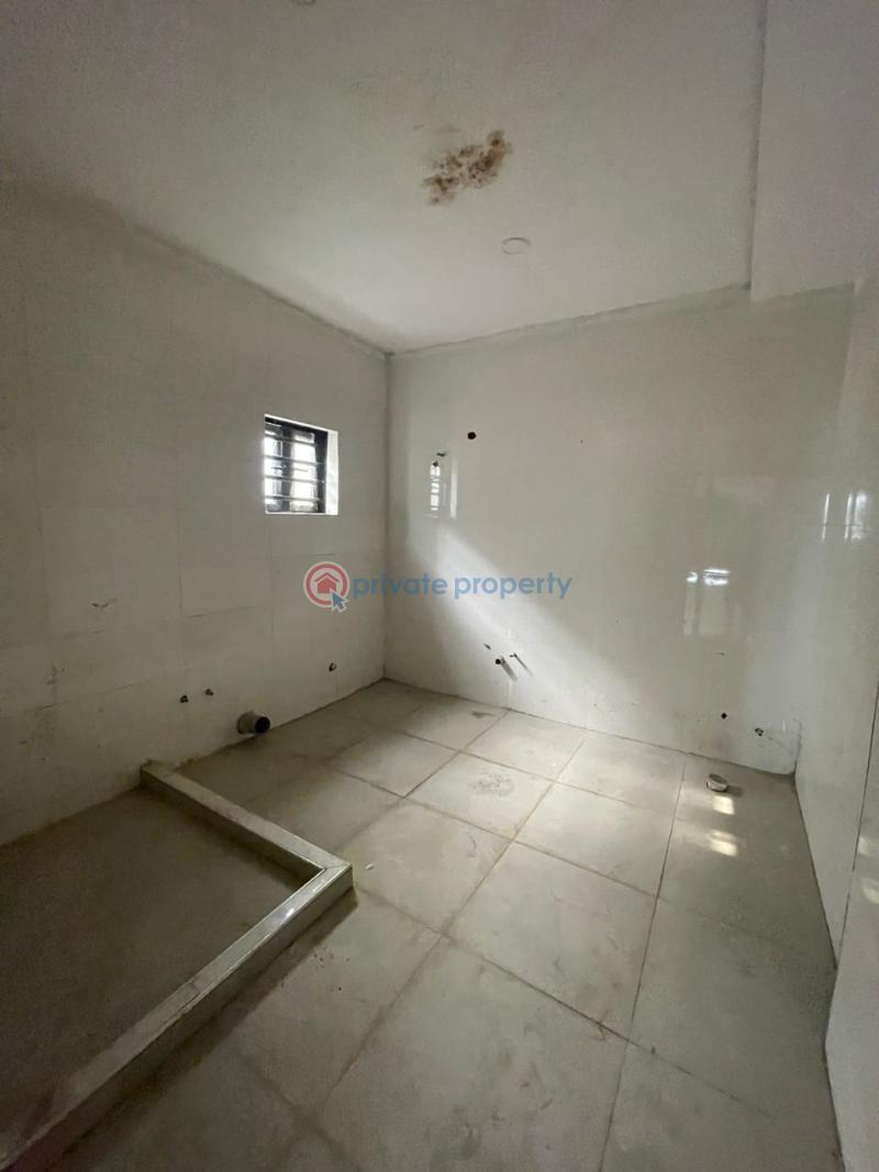 4 bedroom Detached Duplex For Sale Carlton Gate Akobo Ibadan Oyo - 3
