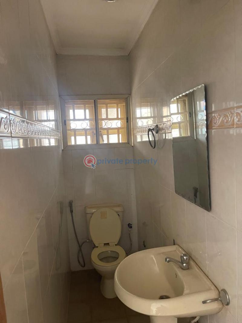Detached Duplex For Sale Alegongo Akobo Ibadan Oyo - 4