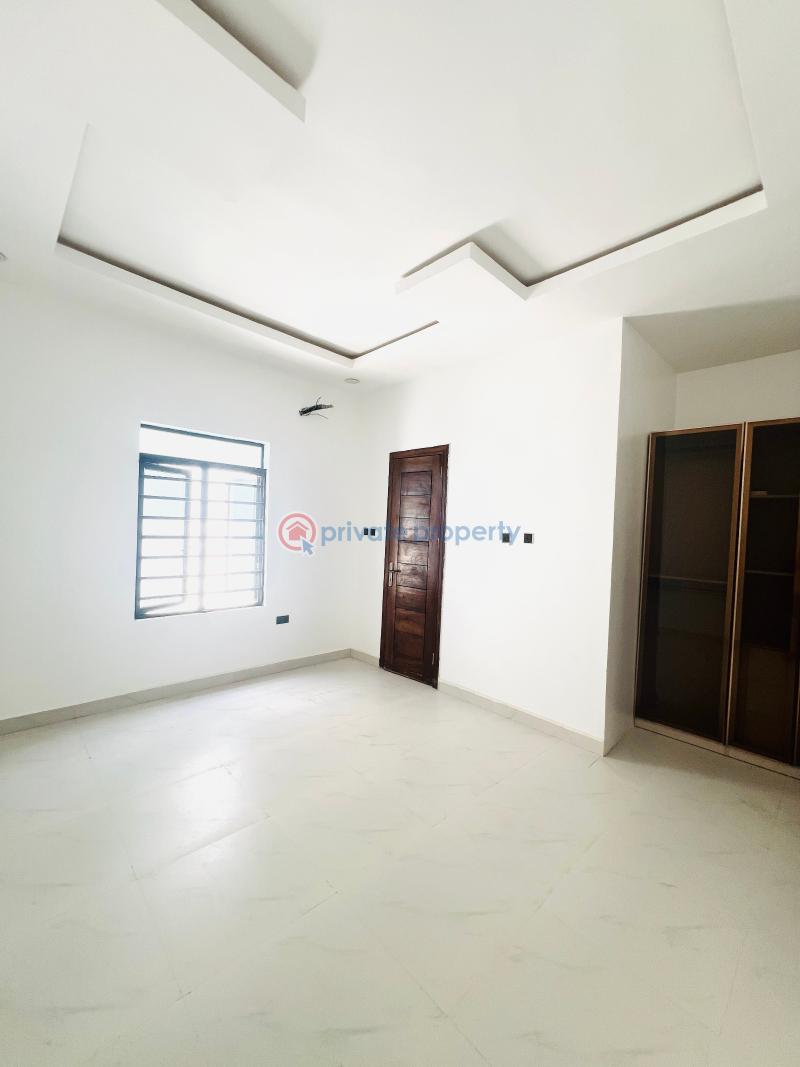 4 bedroom Semi detached Duplex For Sale Ologolo Lekki Lagos - 9
