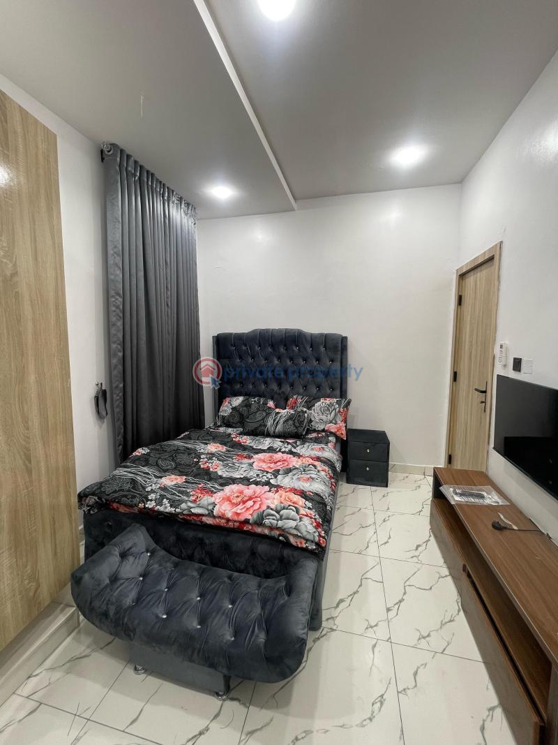 4 bedroom duplex with swimming pool and gym - 12 4 bedroom House Short let Ologolo Lekki Lagos - 12