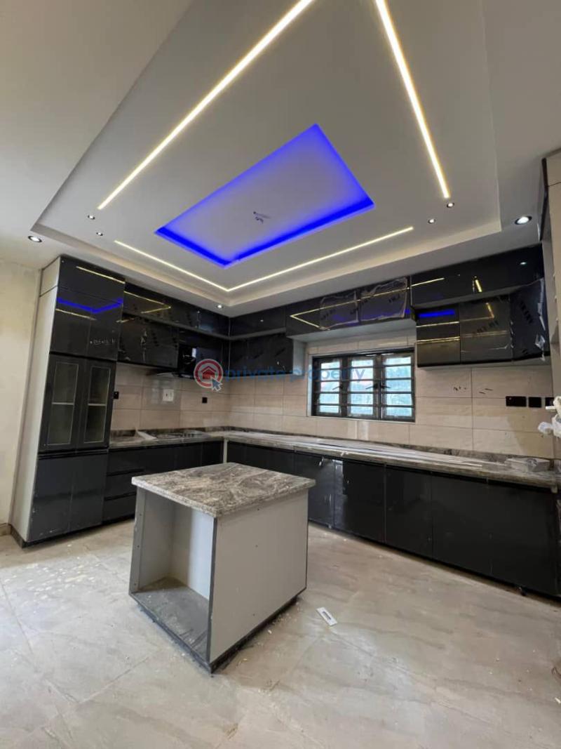 House For Sale Adeoje Estate, Akala Express, Ibadan Ibadan Oyo - 6