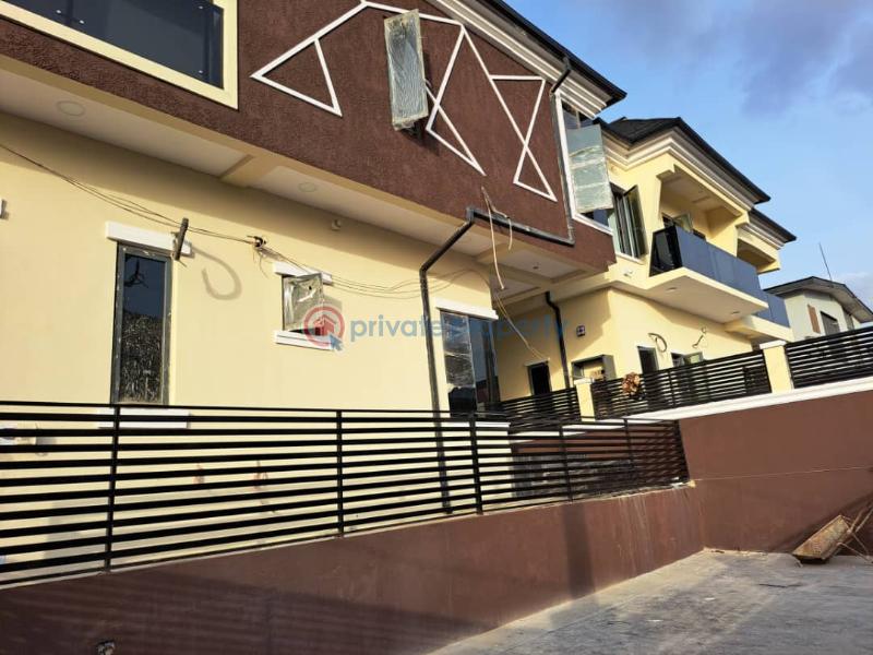 4 bedroom ensuite - 6 4 bedroom Detached Duplex For Sale Walter Siffre Ifako Gbagada Ifako-Gbagada Lagos - 6