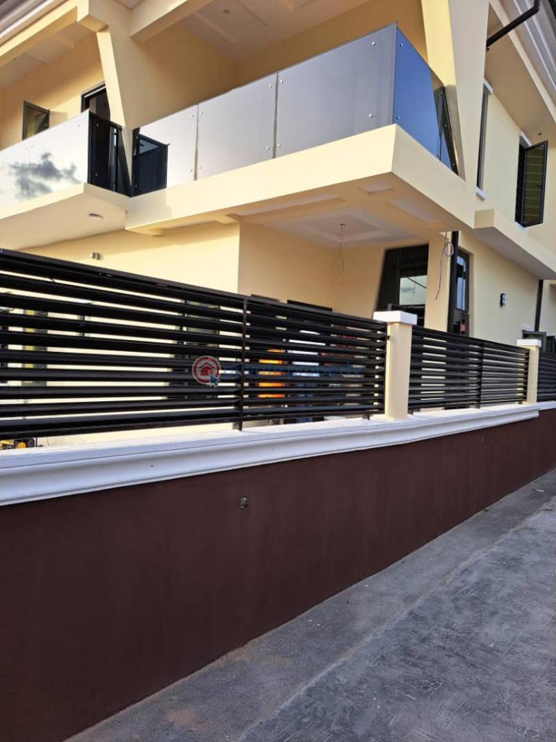 4 bedroom ensuite - 4 4 bedroom Detached Duplex For Sale Walter Siffre Ifako Gbagada Ifako-Gbagada Lagos - 4