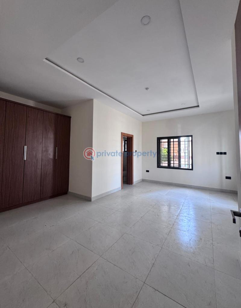 4 bedroom House For Sale Jahi Abuja Phase 2  - 11