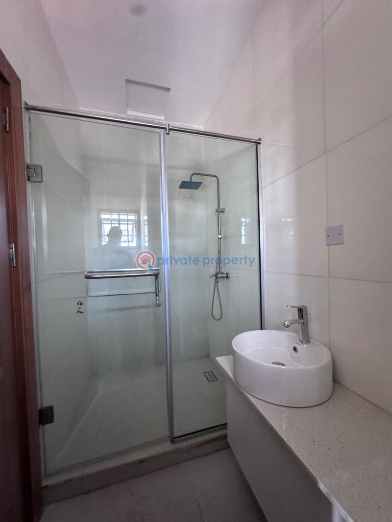 4 bedroom House For Sale Jahi Abuja Phase 2  - 18