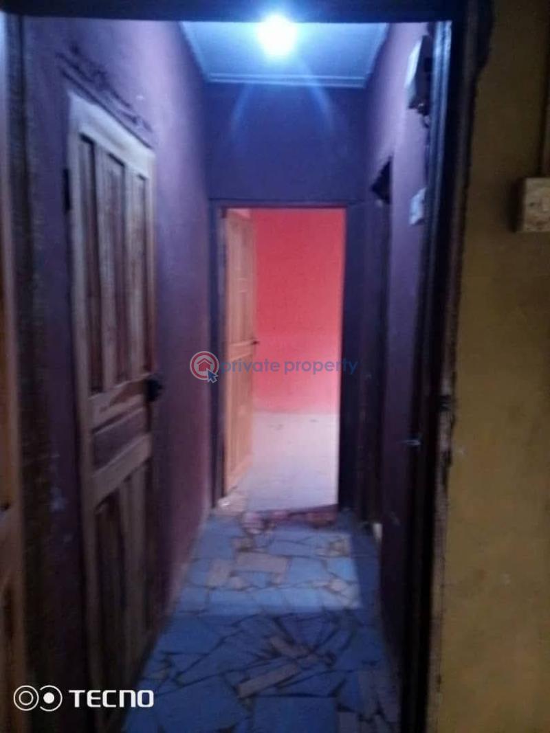 4 bedroom Block Of Flats For Rent Ogijo Ikorodu Lagos - 4