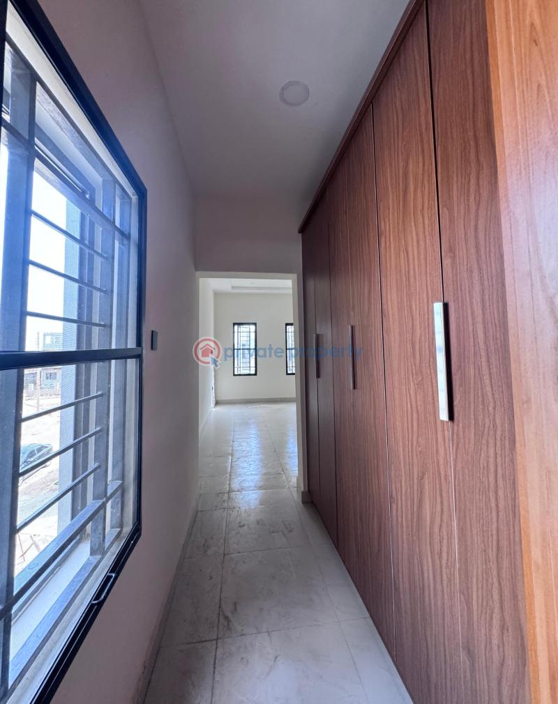 4 bedroom House For Sale Jahi Abuja Phase 2  - 9