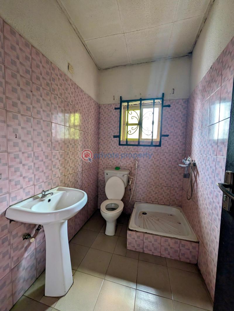 House For Sale Location: Bashorun, Ibadan Basorun Ibadan Oyo - 2