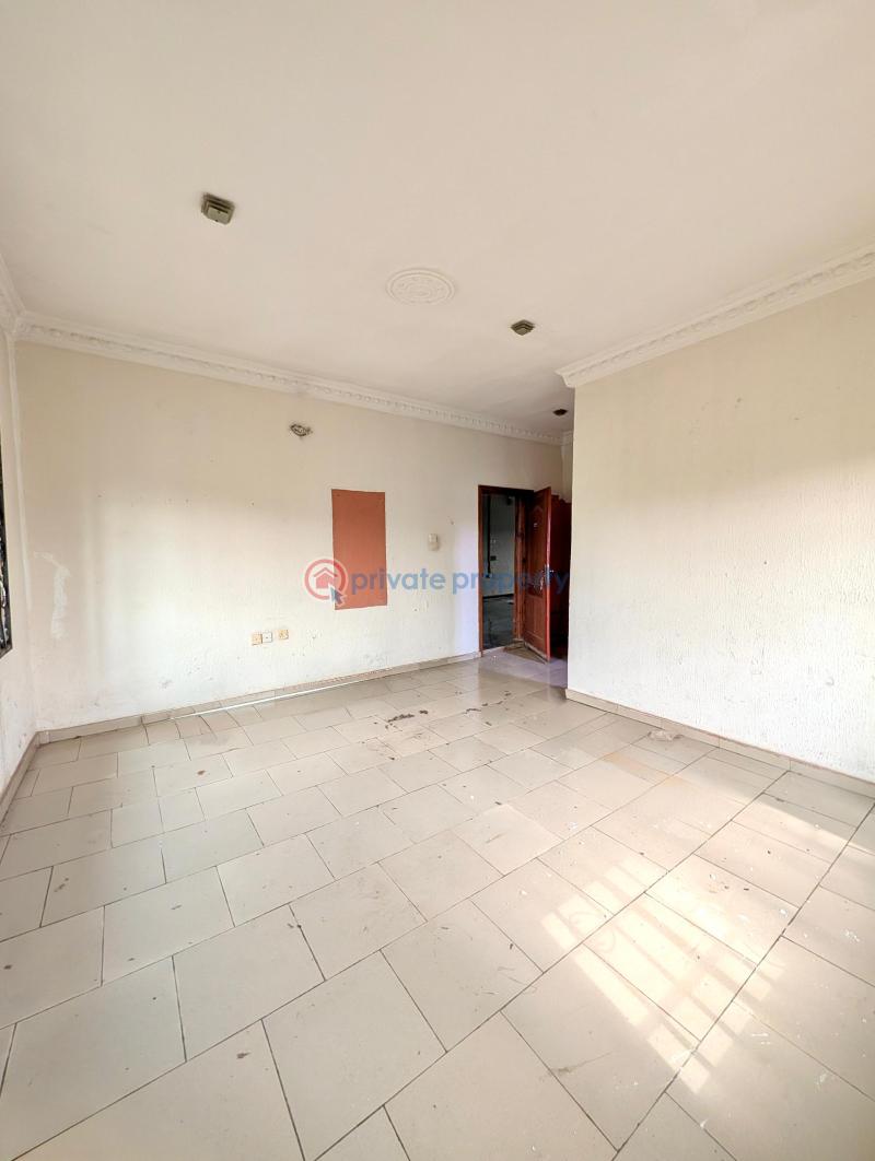 House For Sale Location: Bashorun, Ibadan Basorun Ibadan Oyo - 1