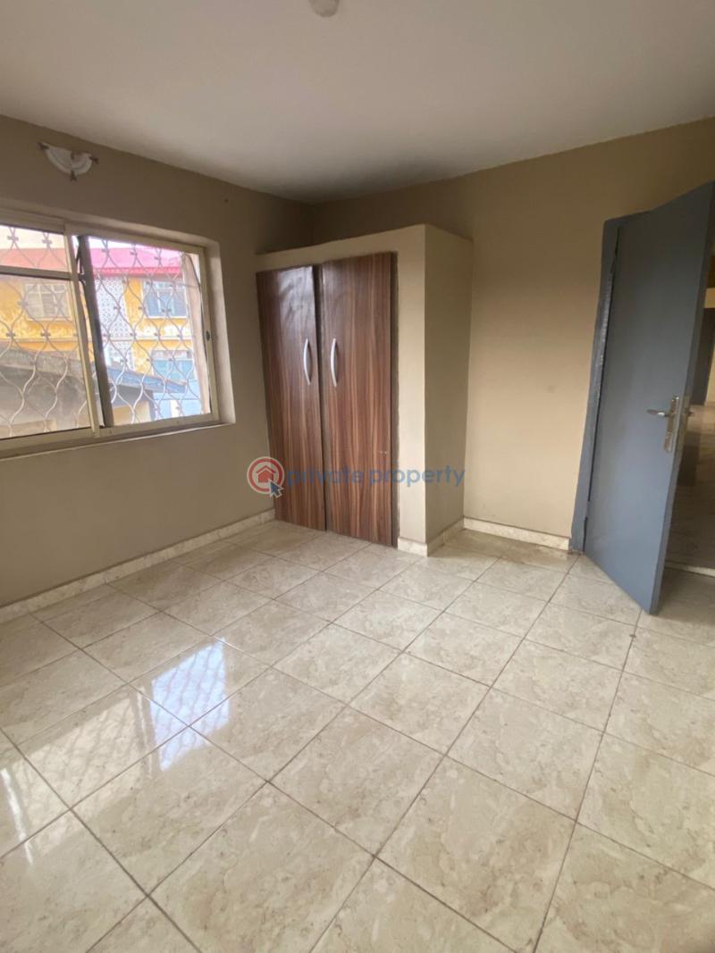 4 bedroom Block Of Flats For Rent Behind Police Barracks Yemetu Agodi, Ibadan Yemetu Ibadan Oyo - 7
