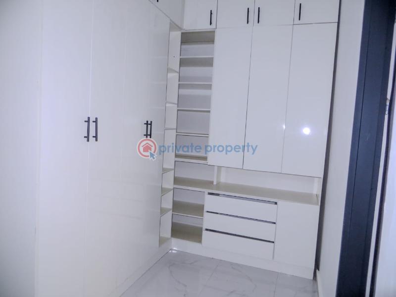 4 bedroom Detached Duplex For Sale Street Guzape Abuja Phase 1  - 14