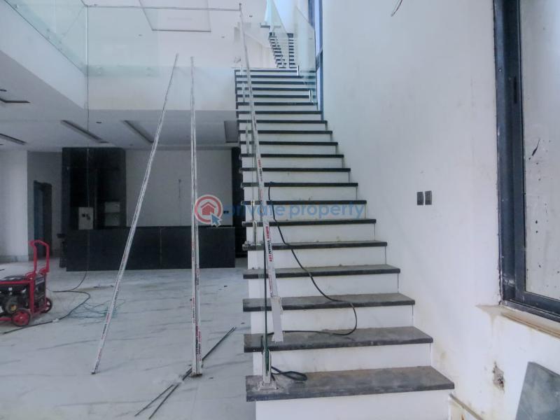 4 bedroom Detached Duplex For Sale Street Guzape Abuja Phase 1  - 1